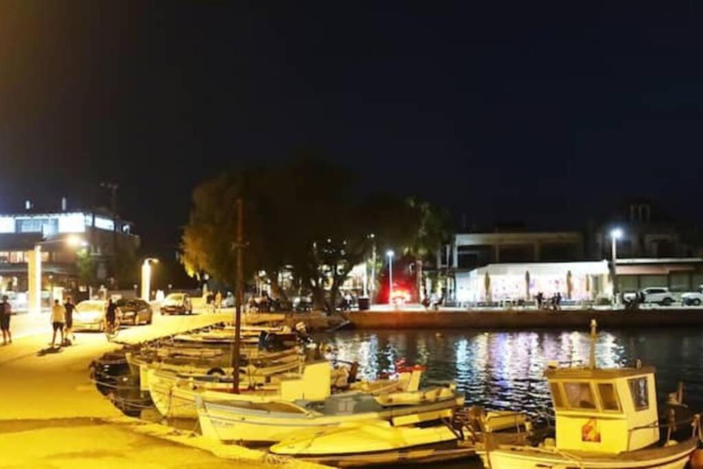 Πολυτελές Διαμέρισμα 2 Χαλκίδα-Παραλία Αυλίδος Paralia Avlidhos Eksteriør bilde